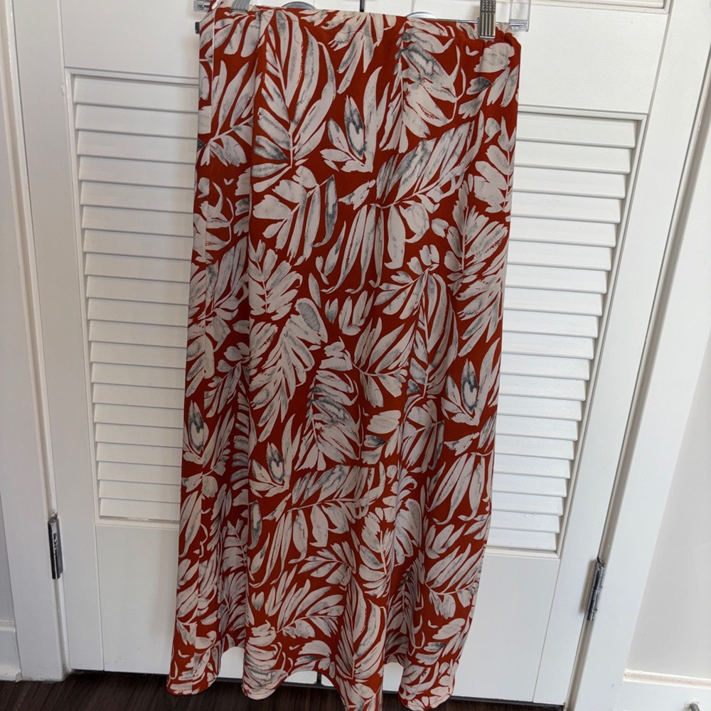 ALIST Tropical Leaf Print Midi Skirt - Burnt Orange and White